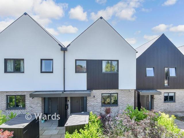 House for sale in Bridgefield, Kent