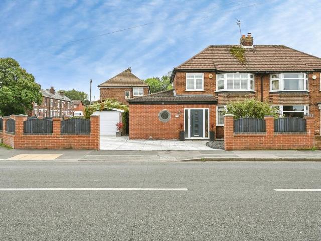 House for sale in Grappenhall, Warrington