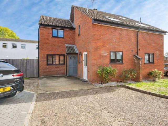 House for sale in Bierton, Buckinghamshire