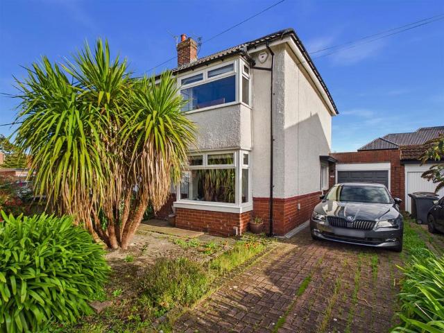 House for sale in New York, North Tyneside