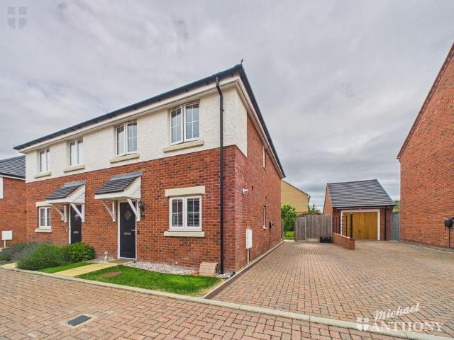House for sale in Weston Turville, Buckinghamshire