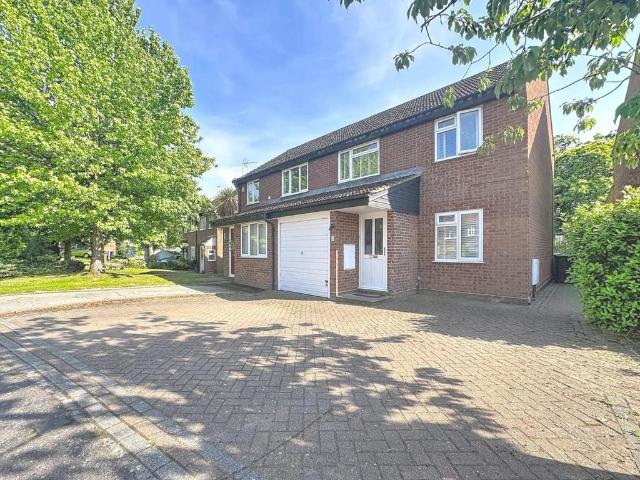 House for sale in Washbrook, Chelmondiston