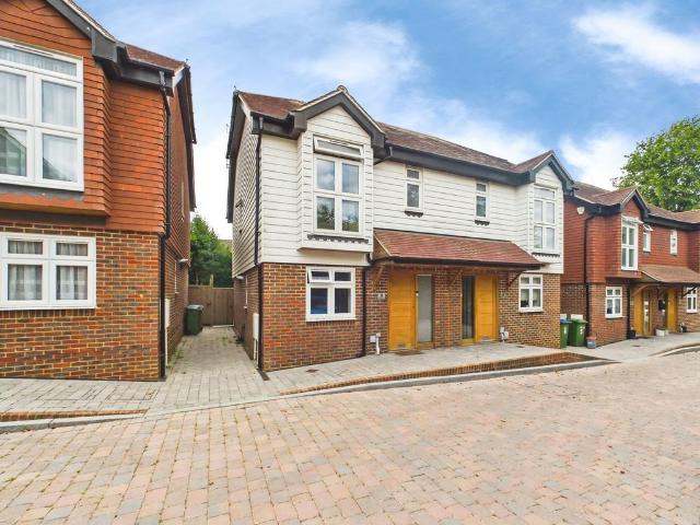 House for sale in Horsham, West Sussex