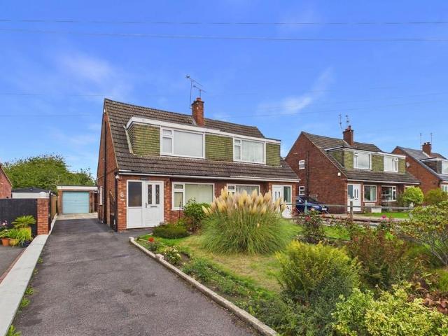 House for sale in Great Boughton, Two Mills
