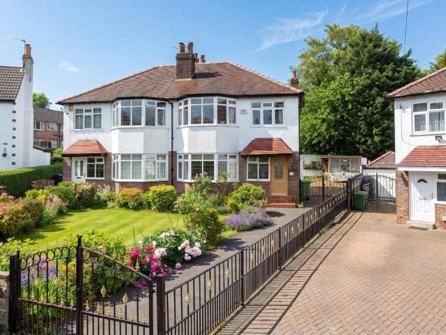 House for sale in Chapel Allerton, West Yorkshire