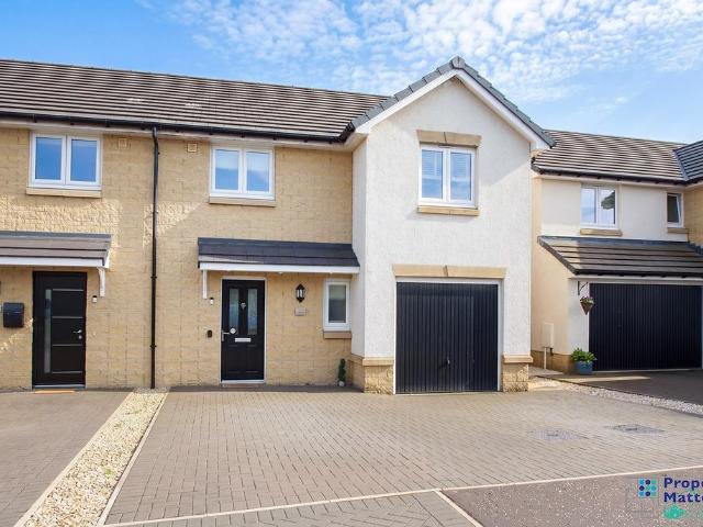 House for sale in Kilwinning, Scotland