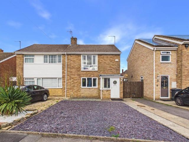House for sale in Hucclecote, Gloucester