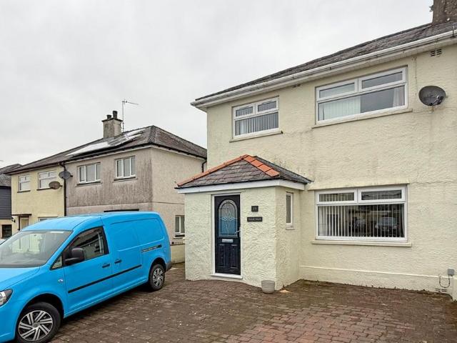 House for sale in Caernarfon