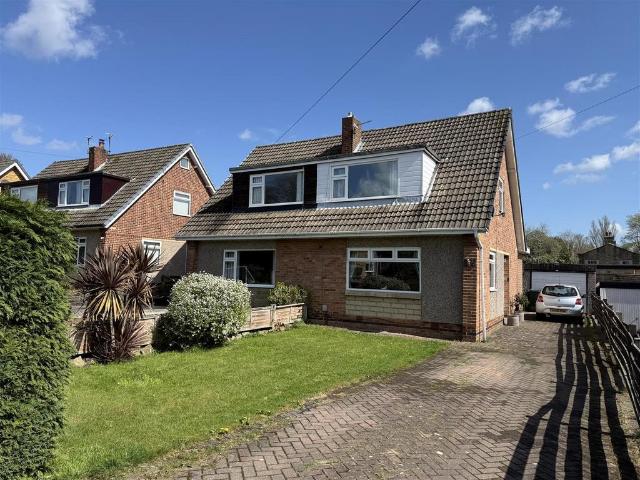 House for sale in Lower Hopton, Mirfield