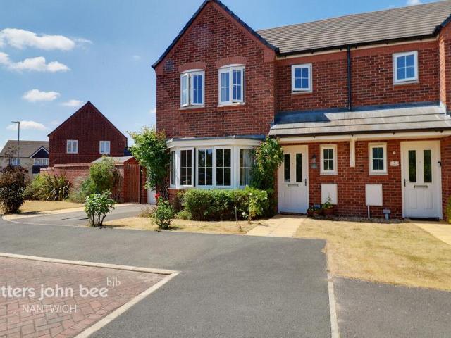 House for sale in Wrenbury cum Frith