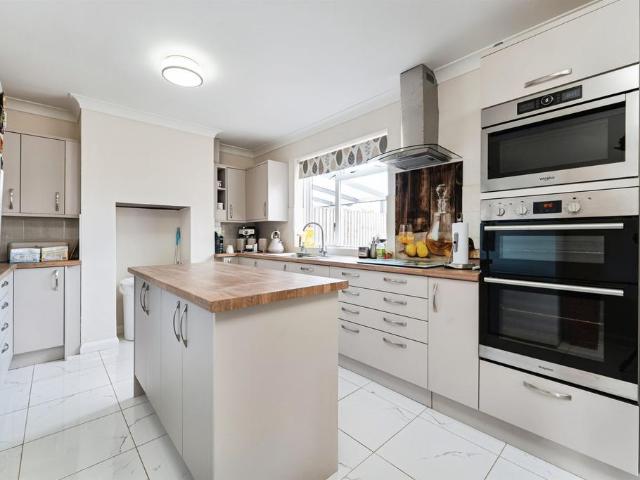 House for sale in Barway, Cambridgeshire