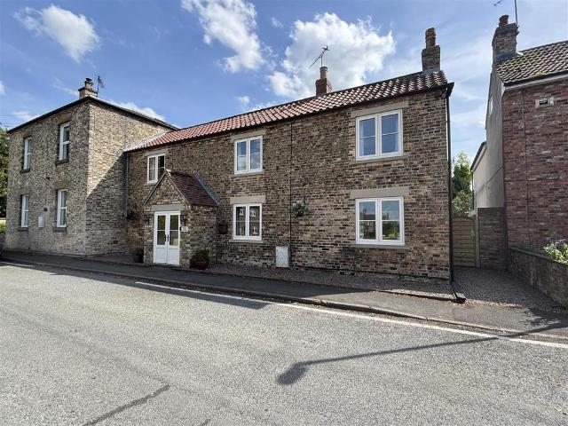 House for sale in Barmby On The Marsh, East Riding Of Yorkshire