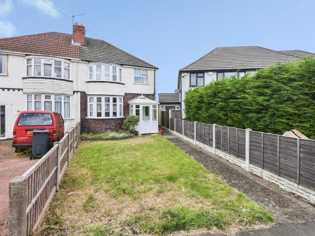 House for sale in Causeway Green, West Midlands