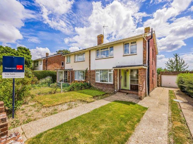 House for sale in Hampshire Farm, Spring Vale