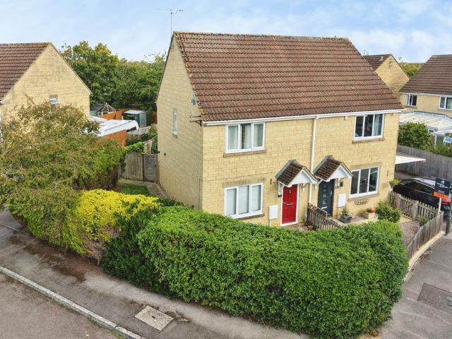 House for sale in Chesterton, Cotswold