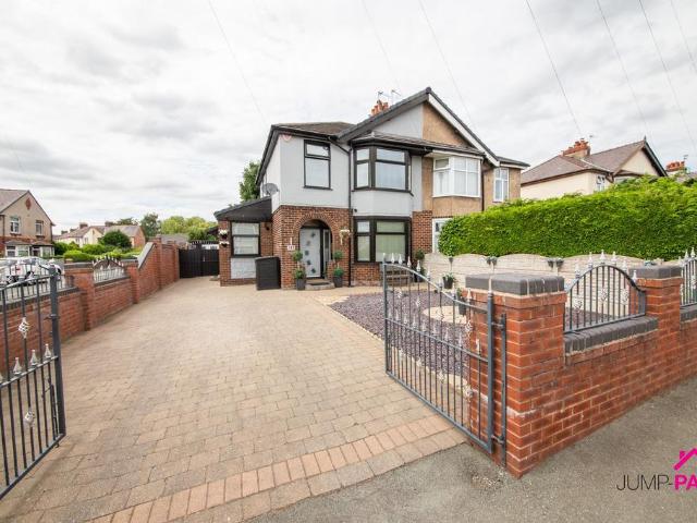 House for sale in Wargrave, Newton-le-willows