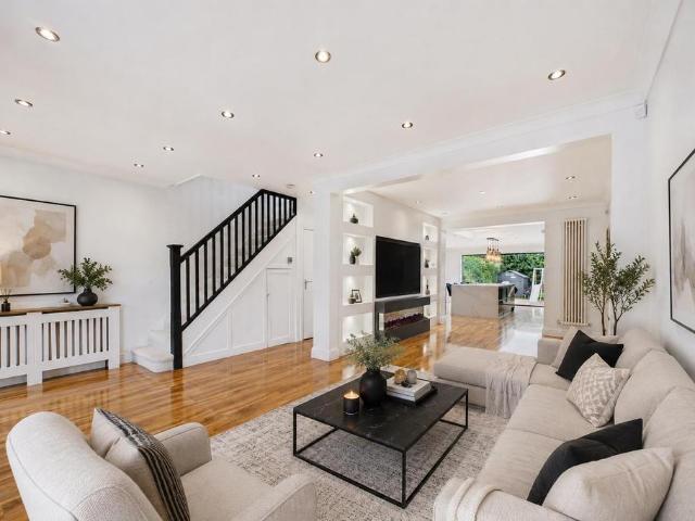 House for sale in Iver