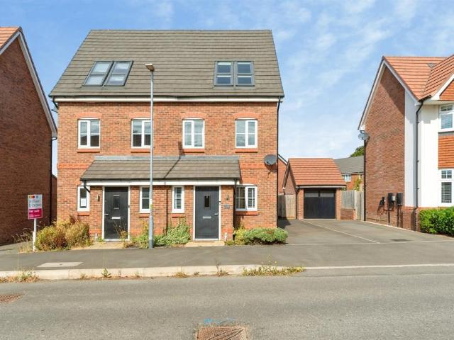 House for sale in Barrowby, South Kesteven