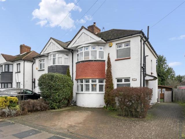 House for sale in Whitton, Greater London