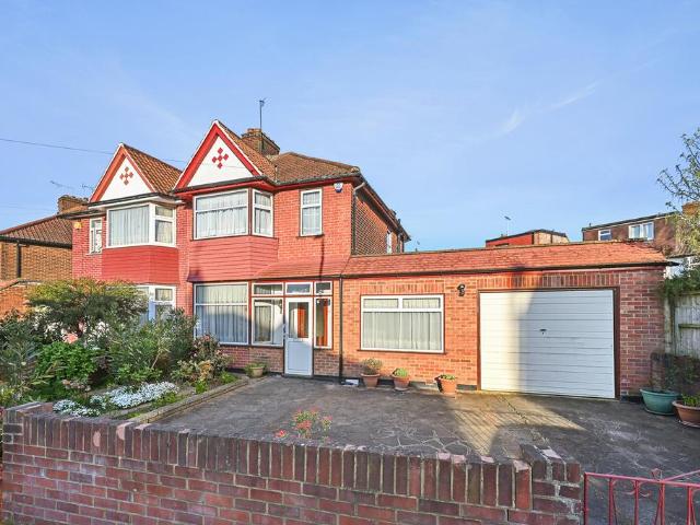 House for sale in Golders Green Estate, Greater London