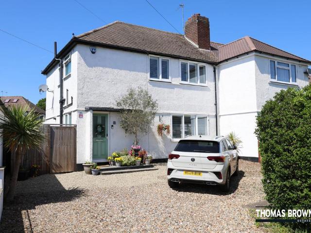 House for sale in Ramsden, Greater London