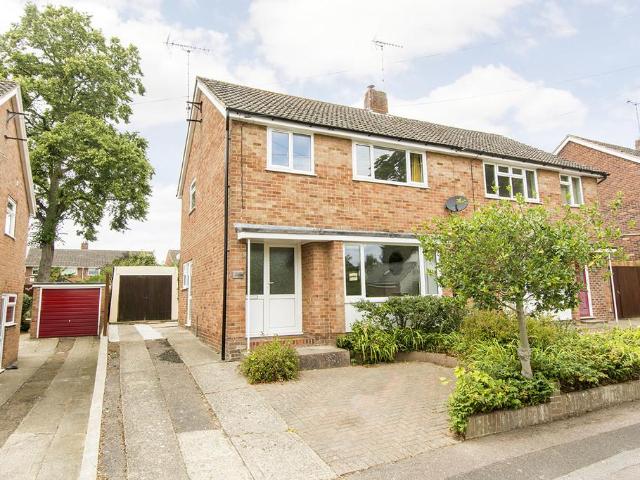 House for sale in Stanford On Avon, Leicestershire