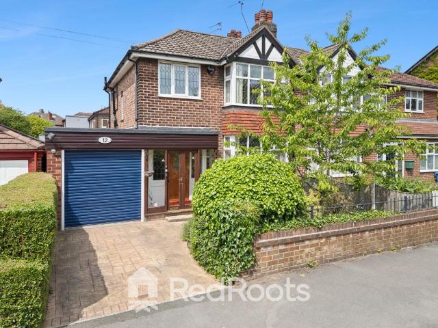 House for sale in Heaton Moor, Greater Manchester