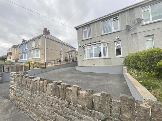House for sale in Pembrey and Burry Port Town, Wales