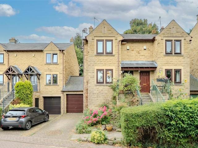 House for sale in Horsforth Vale, Farsley