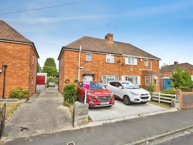 House for sale in Yeovil, Somerset