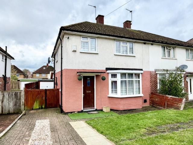 House for sale in Little Stanmore, Greater London