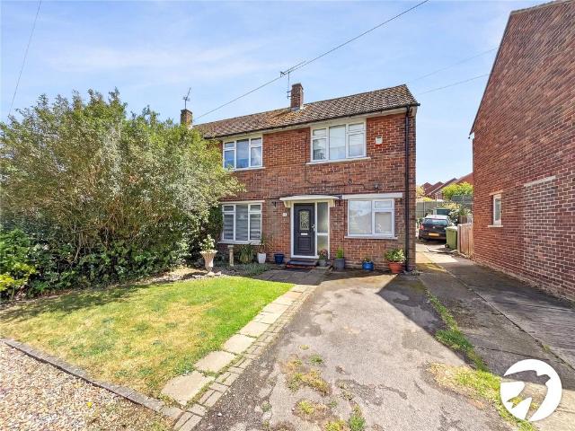 House for sale in Oad Street, Kent