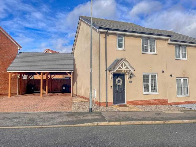House for sale in Frinton and Walton, Dale Hill