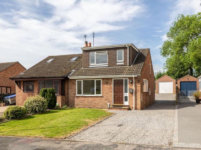House for sale in Ampleforth, North Yorkshire