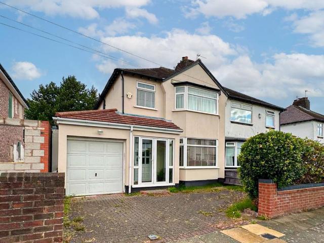 House for sale in Calderstones