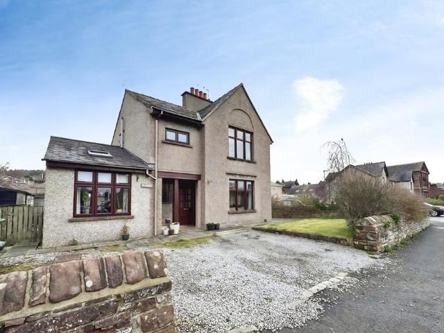 House for sale in Fell Lane