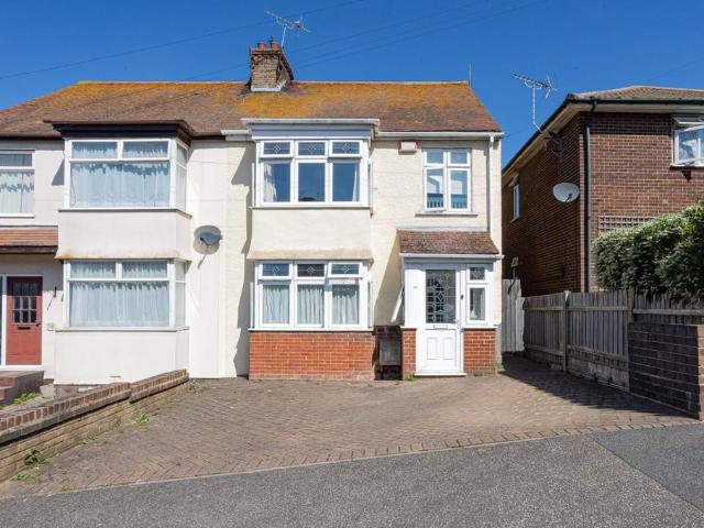 House for sale in Millmead, Acol