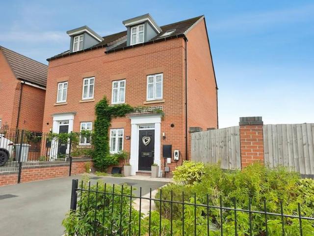 House for sale in Alverton, East Midlands