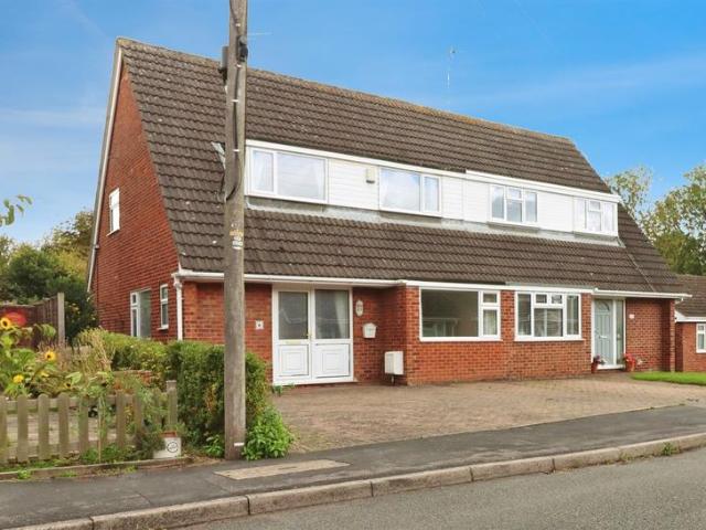 House for sale in Stanford On Avon, Leicestershire