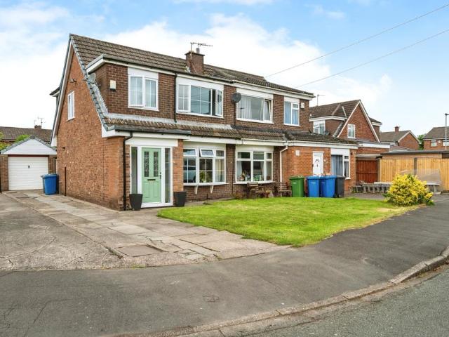 House for sale in Greystone Heath, Warrington