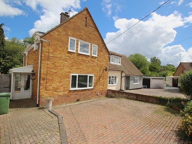 House for sale in Chipping Hill, Essex