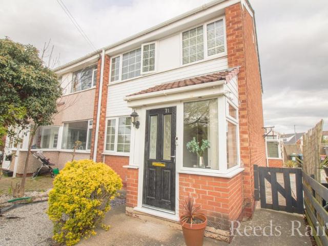 House for sale in Rossmore, Cheshire