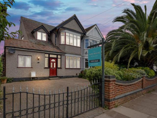 House for sale in Shoeburyness, Southend-on-Sea