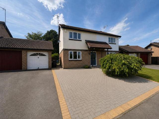 House for sale in Great Billing, Little Billing