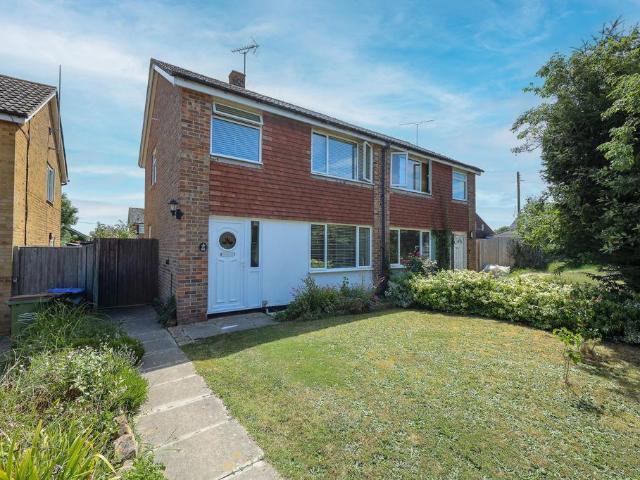 House for sale in Plumpton Green, Iford