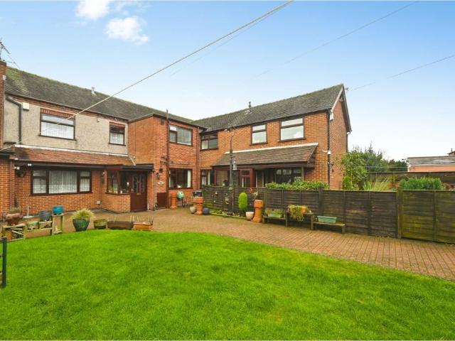 House for sale in Caldermill, East Midlands