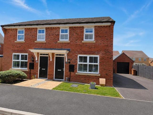 House for sale in Earls Barton