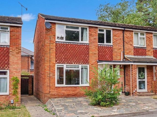 House for sale in Blackhills, Surrey