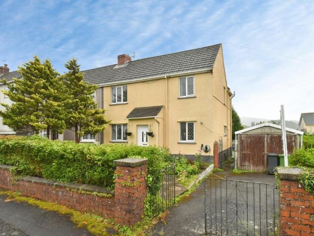 House for sale in Cwmgiedd, Ystradgynlais