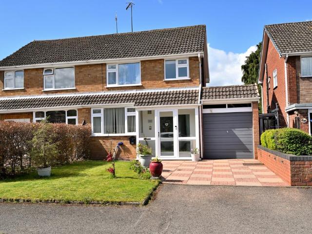 House for sale in Bromsgrove, Worcestershire